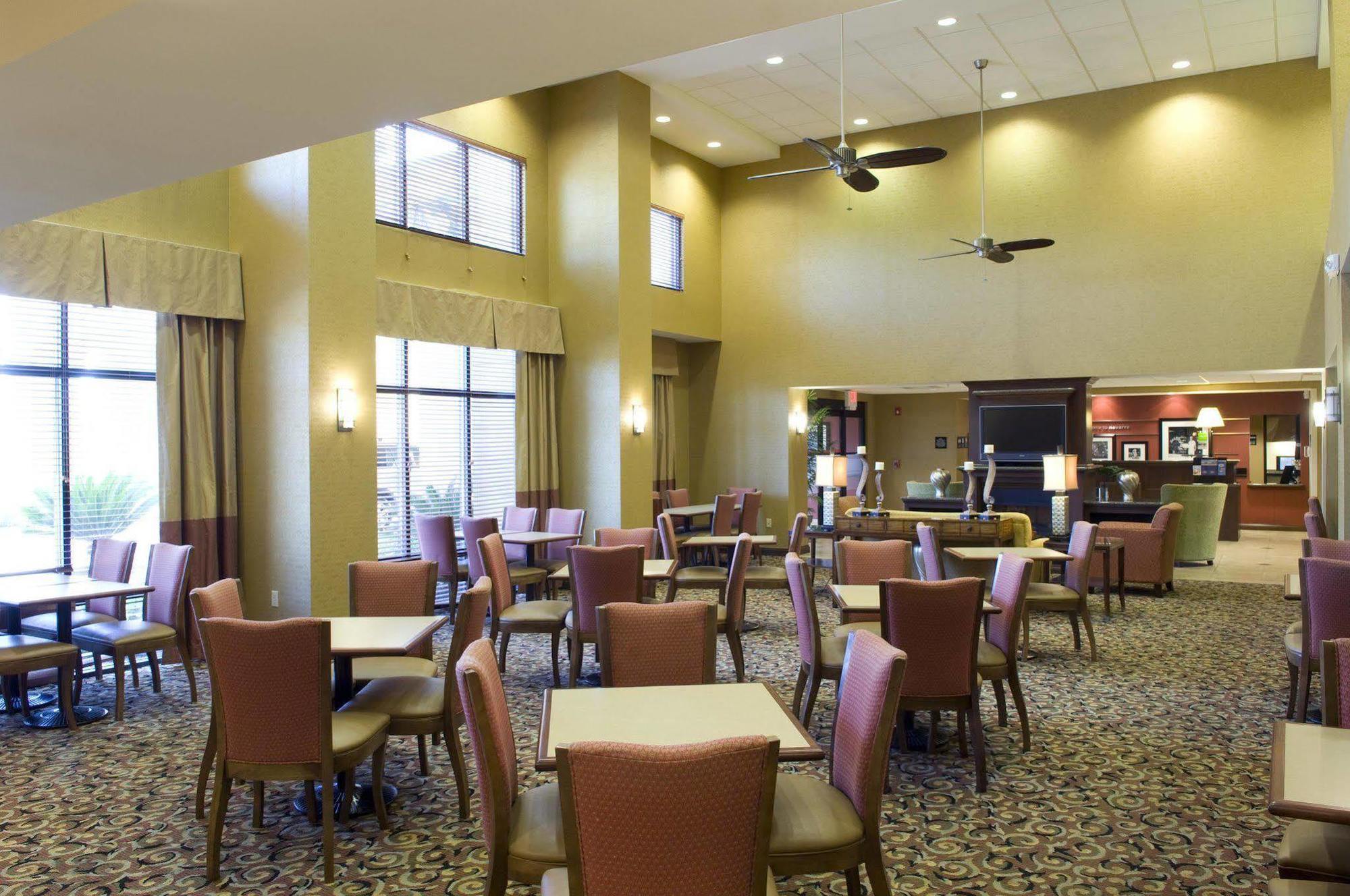 Hampton Inn & Suites Navarre Exterior foto
